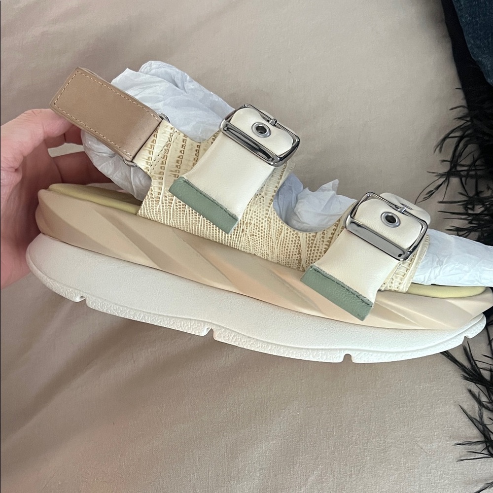 Elegant Cream and Tan Women's Sandals